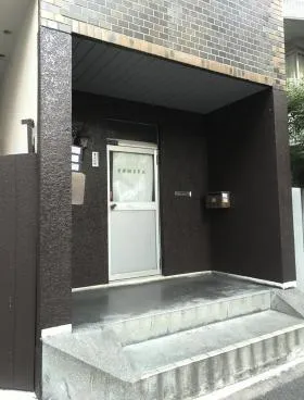 富永ビルの外観