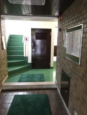 板倉マンションの外観