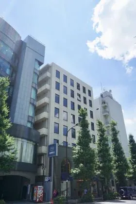 エスラ原宿ビルの外観