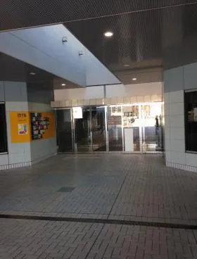 幕張テクノガーデンC棟の外観