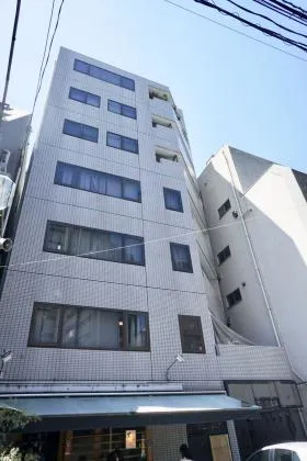 ファインラック芝ビルの外観