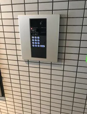 ファインラック芝ビルの外観