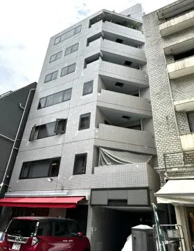 ファインラック芝ビルの外観