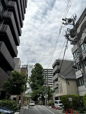 ファインラック芝ビルの外観