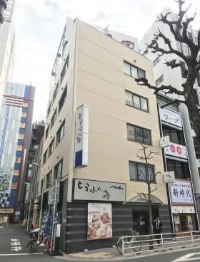 寿ビルの外観