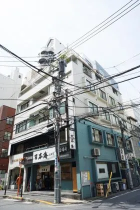 プラザ芝ビルの外観