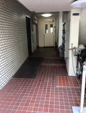 プラザ芝ビルの外観