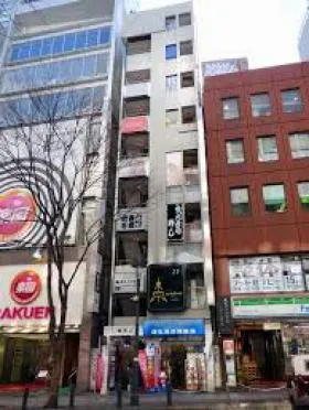 鈴井ビルの外観