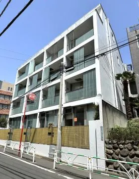 シルエット元代々木ビルの外観
