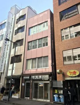 巴屋ビルの外観