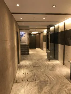 小伝馬町スクエア(旧:日宝小伝馬町)ビルの外観