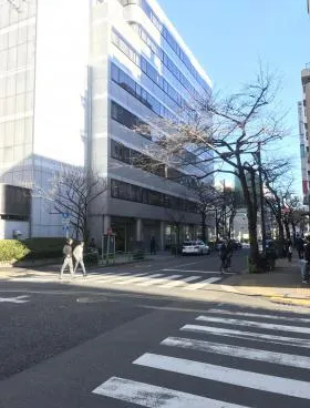 志貴野ビルの外観