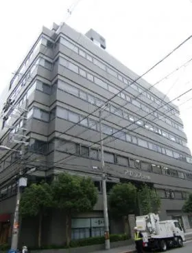 アセンズ新大阪ビルの外観