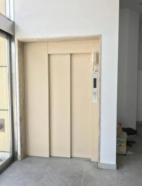 浅草橋一棟ビルの外観