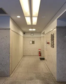 雄邦ビルの外観