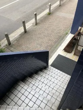 芝大友ビルの外観