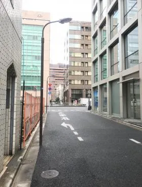INPAC(旧:磯山)ビルの外観