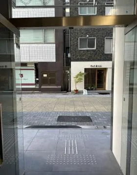 コリエ銀座ビルの外観