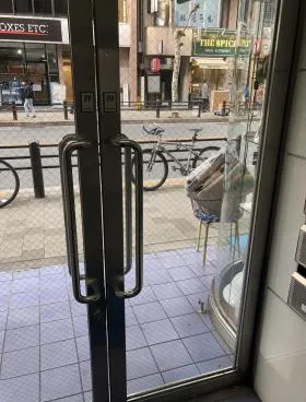 赤坂サントミビルの外観
