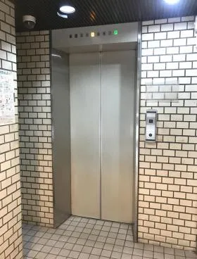 黒田ビルの外観