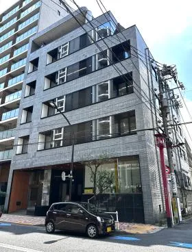 四谷荒木町スクエアビルの外観