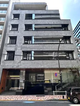 四谷荒木町スクエアビルの外観