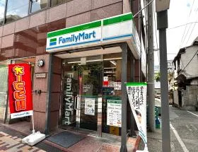 ファミリーマート