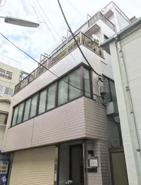 森本ビルの外観