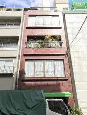 各務ビルの外観