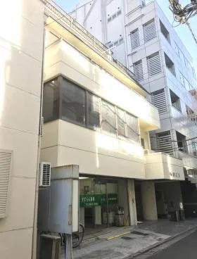 岡村ビルの外観