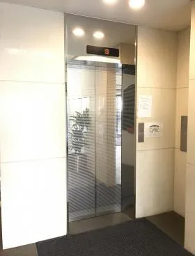 スタウトビルの外観