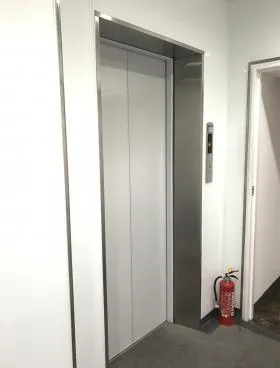 タナベビルの外観