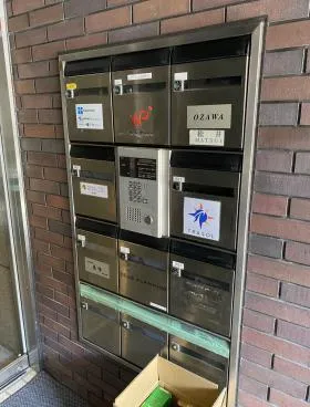 魚竹ビルの外観