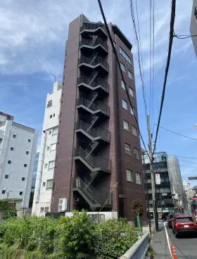 魚竹ビルの外観
