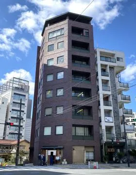 魚竹ビルの外観