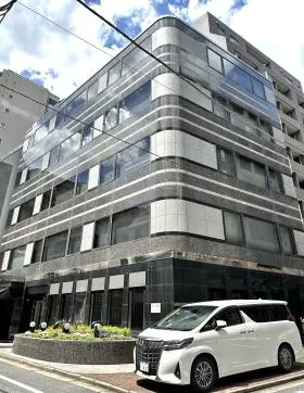 塔文社ビルの外観