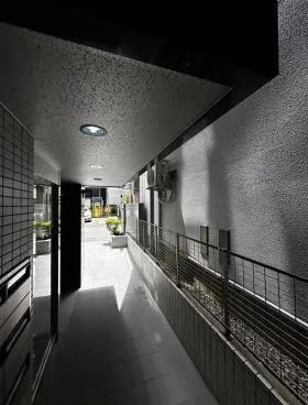 塔文社ビルの外観