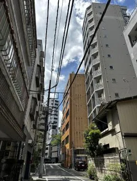 塔文社ビルの外観