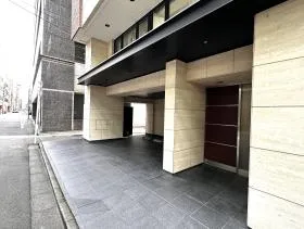 三輪ビルの外観