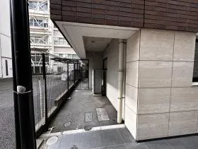 三輪ビルの外観