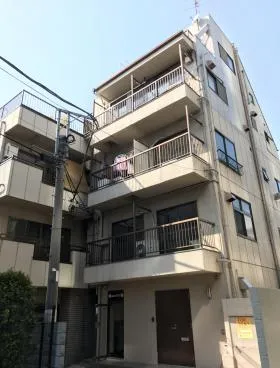 須貝ビルの外観