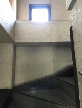 須貝ビルの外観