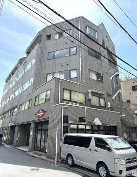 正進社ホールディングスビルの外観