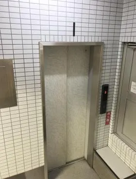 藤間ビルの外観