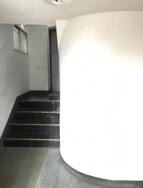 松下ビルの外観