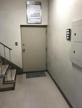 東京紙製品会館の外観