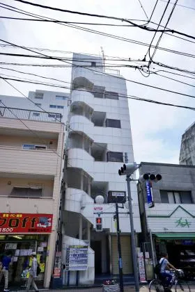 オクト森ビルの外観