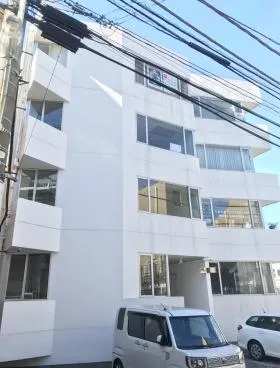 アバンティの外観