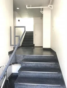 アバンティの外観