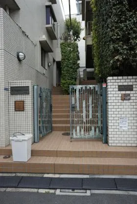 アリスガワハウスの外観